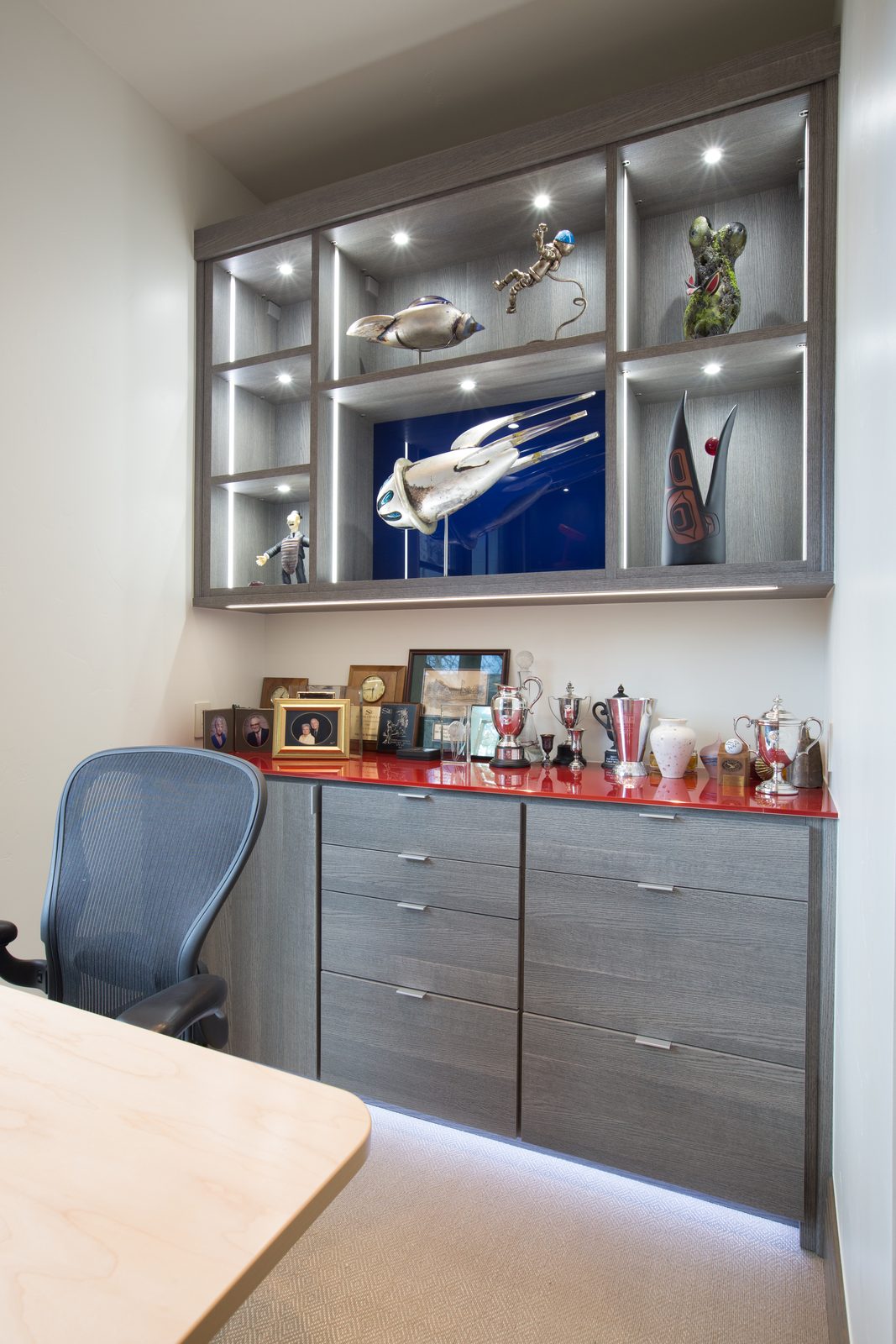 Showcase Office - Custom Closets